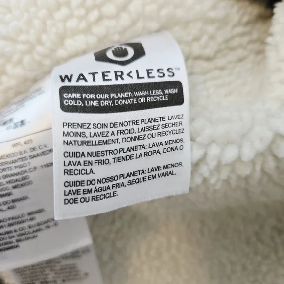 Levis Sherpa Trucker Jacket - Picture 6 of 10